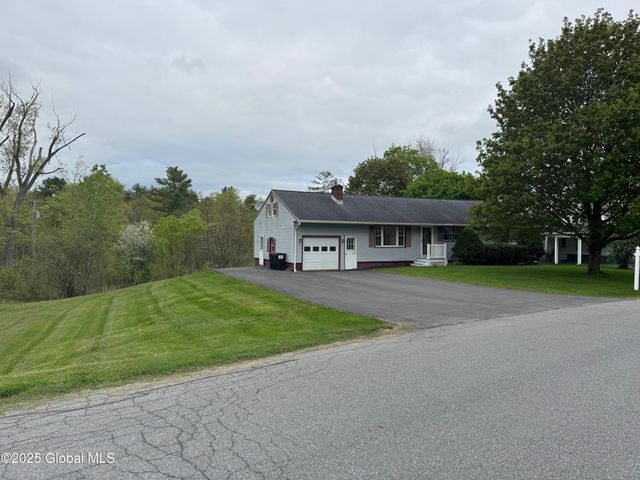 19 Callaghan Boulevard, Charlton, NY 12019