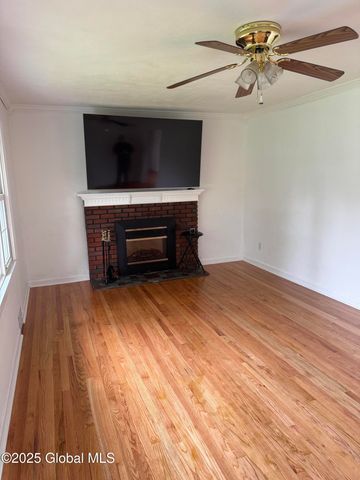 19 Callaghan Boulevard, Charlton, NY 12019