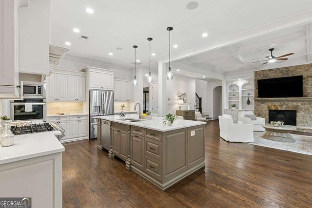 10845 Carrissa Trail, Alpharetta, GA 30022