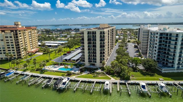 690 ISLAND WAY 1005, Clearwater Beach, FL 33767