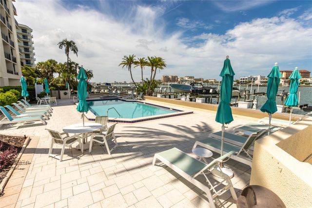 690 ISLAND WAY 1005, Clearwater Beach, FL 33767