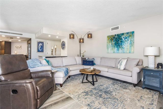 690 ISLAND WAY 1005, Clearwater Beach, FL 33767