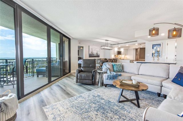 690 ISLAND WAY 1005, Clearwater Beach, FL 33767