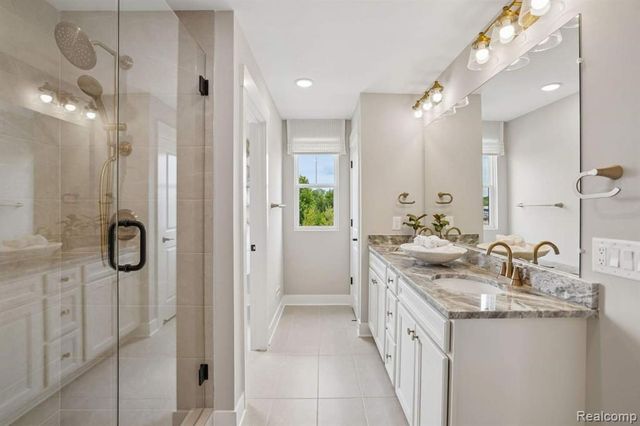 44050 Oakmont Drive, Plymouth, MI 48170