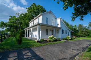 2036 Troy Road, Springfield, OH 45504