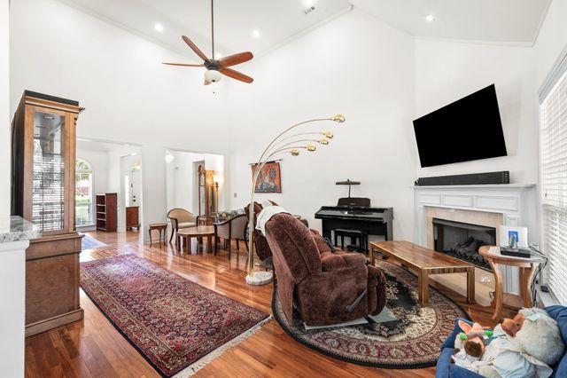 5117 Ravens Gln, Nashville, TN 37211