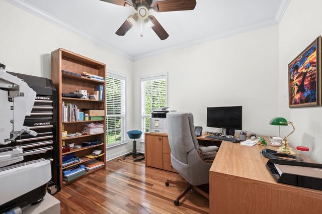 5117 Ravens Gln, Nashville, TN 37211