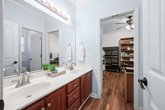 5117 Ravens Gln, Nashville, TN 37211