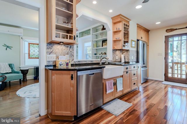 101 VAN LIEW AVE, Milltown, NJ 08850