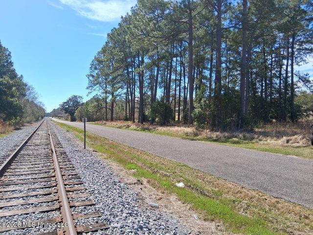 Mill Street, Moss Point, MS 39563