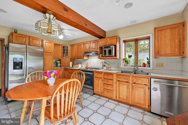 139 OLD STATE RD, Reading, PA 19606