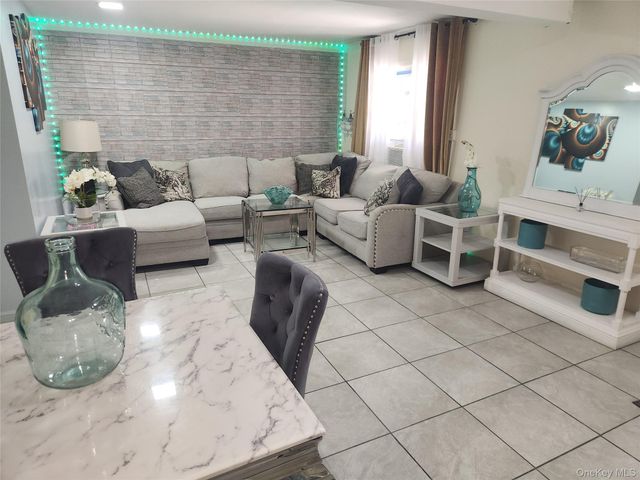 3324 Gunther Avenue, Bronx, NY 10469