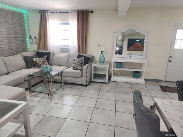 3324 Gunther Avenue, Bronx, NY 10469