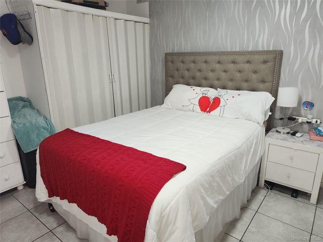 3324 Gunther Avenue, Bronx, NY 10469