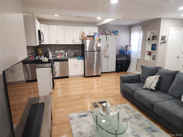 3324 Gunther Avenue, Bronx, NY 10469