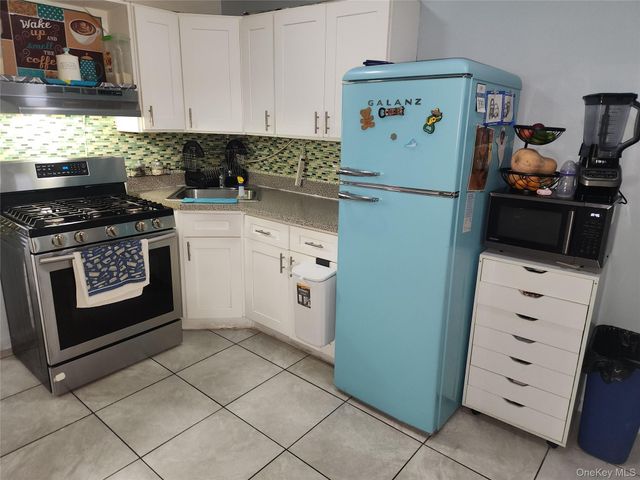 3324 Gunther Avenue, Bronx, NY 10469