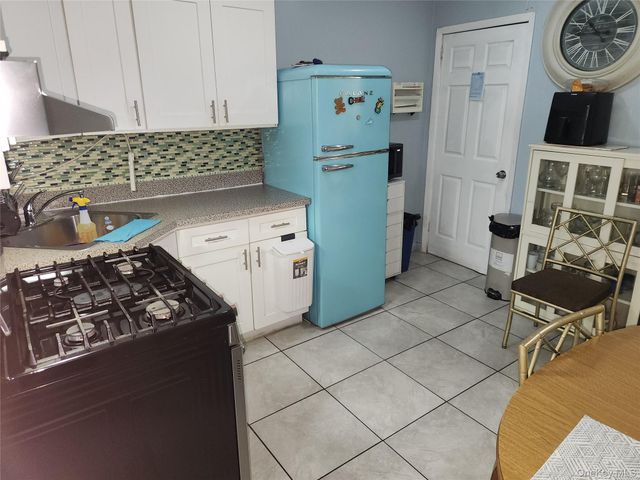 3324 Gunther Avenue, Bronx, NY 10469