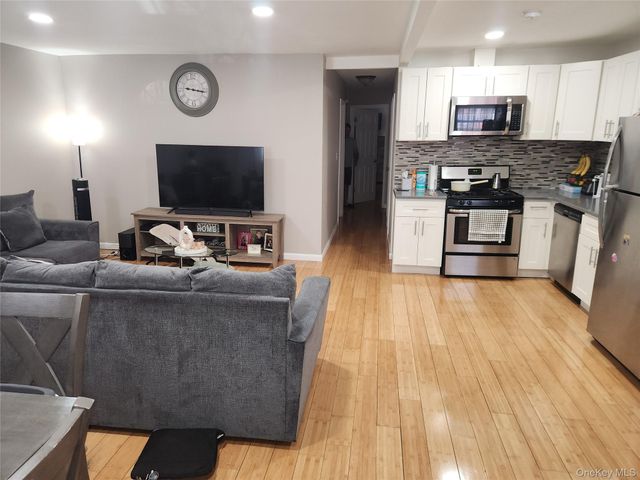 3324 Gunther Avenue, Bronx, NY 10469