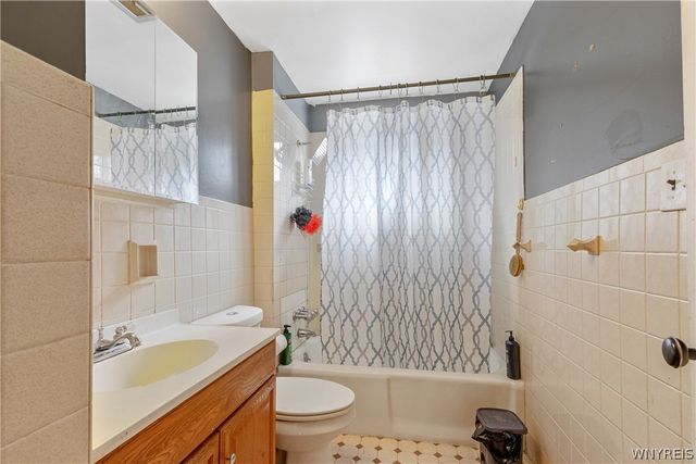 25 Page Street, Buffalo, NY 14207