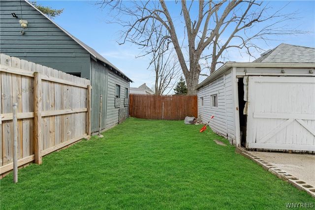 25 Page Street, Buffalo, NY 14207