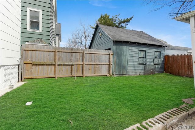 25 Page Street, Buffalo, NY 14207