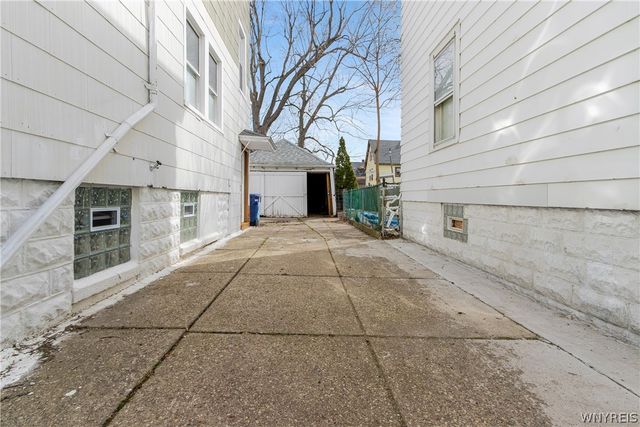 25 Page Street, Buffalo, NY 14207