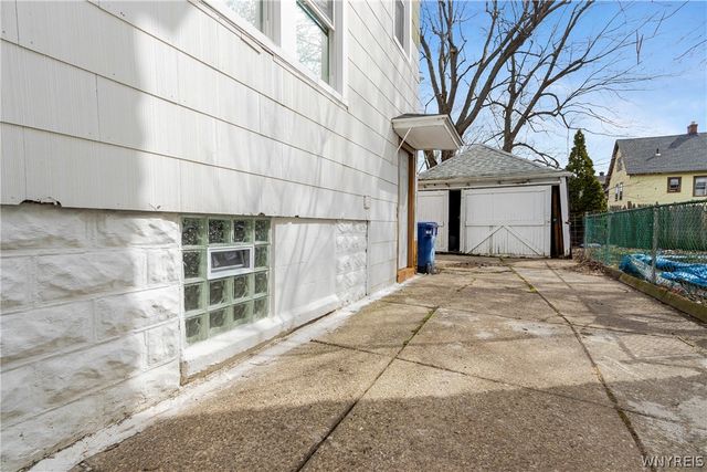 25 Page Street, Buffalo, NY 14207