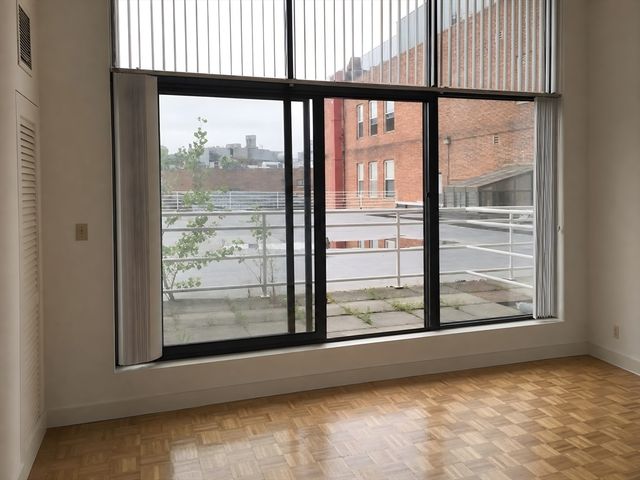 61 Brookline Avenue 319, Boston, MA 02215