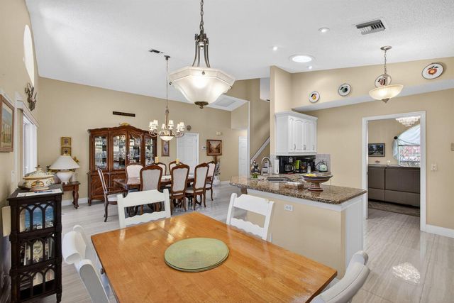 151 St Michaels Court, Jupiter, FL 33458