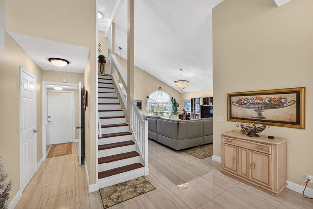 151 St Michaels Court, Jupiter, FL 33458