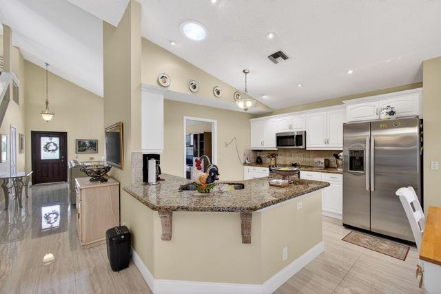 151 St Michaels Court, Jupiter, FL 33458