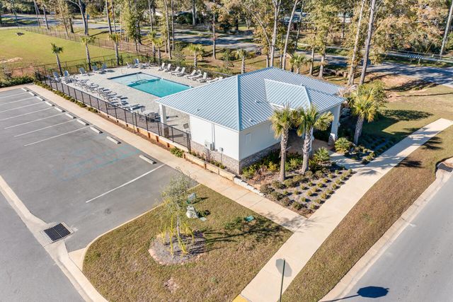 109 Ridgeway Circle, Crestview, FL 32536