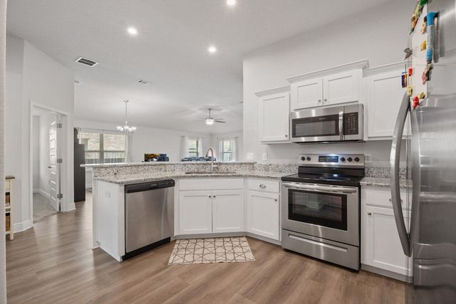 109 Ridgeway Circle, Crestview, FL 32536