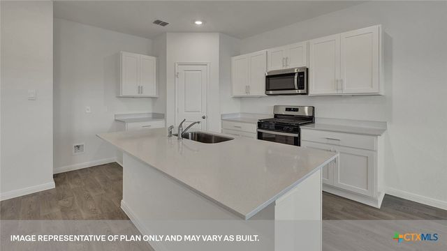 216 LAS LOMAS Street, San Marcos, TX 78666