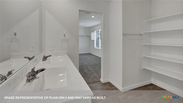 216 LAS LOMAS Street, San Marcos, TX 78666