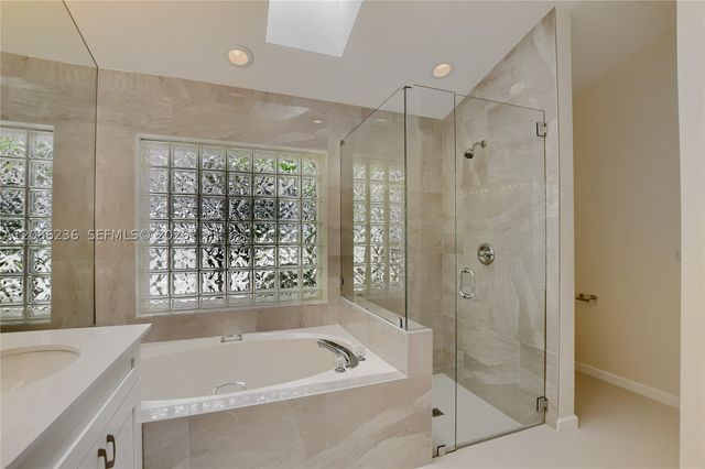11622 Creekside Dr, Boynton Beach, FL 33437