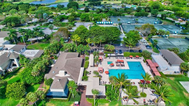 11622 Creekside Dr, Boynton Beach, FL 33437
