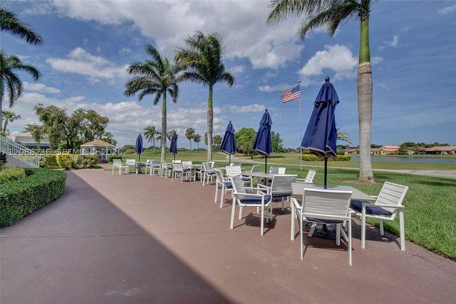 11622 Creekside Dr, Boynton Beach, FL 33437
