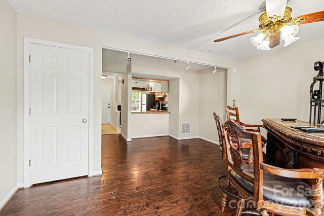 544 Lex Drive, Charlotte, NC 28262