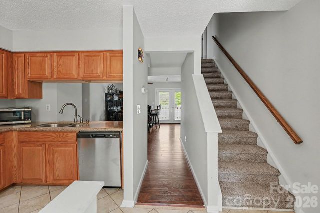544 Lex Drive, Charlotte, NC 28262