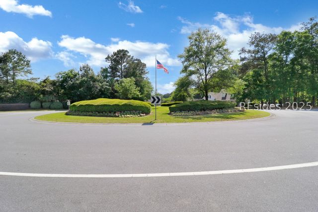 50 Pebble Beach Cv Apt B115, Bluffton, SC 29910