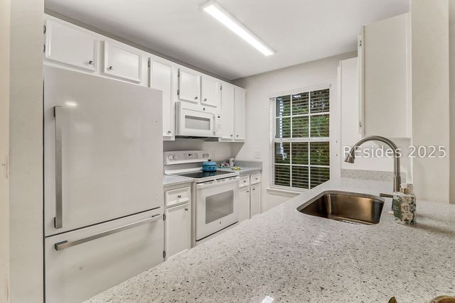 50 Pebble Beach Cv Apt B115, Bluffton, SC 29910