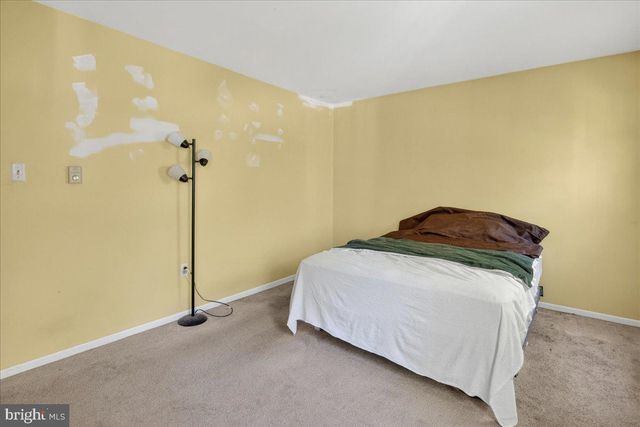 113 LUBBERS LN, Manahawkin, NJ 08050