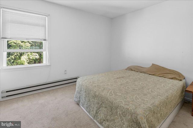 113 LUBBERS LN, Manahawkin, NJ 08050