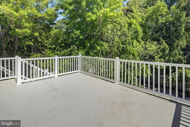 113 LUBBERS LN, Manahawkin, NJ 08050