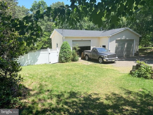 113 LUBBERS LN, Manahawkin, NJ 08050