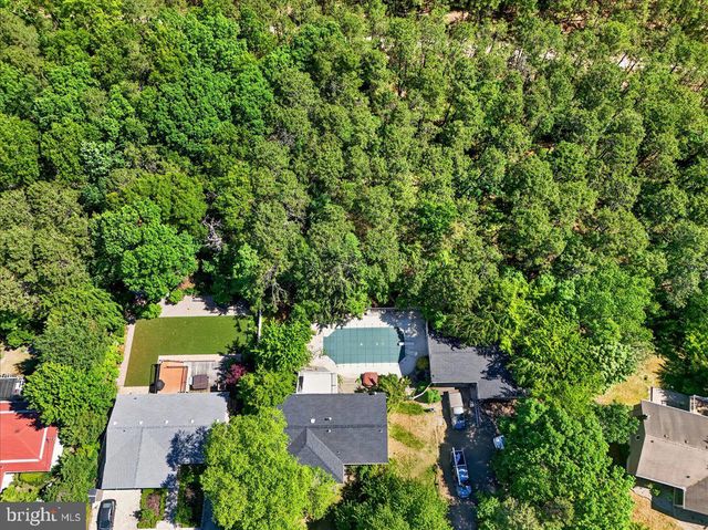 113 LUBBERS LN, Manahawkin, NJ 08050