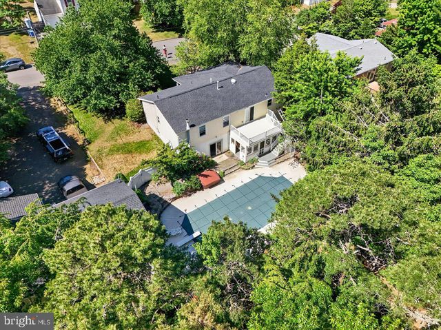 113 LUBBERS LN, Manahawkin, NJ 08050