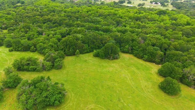 7635 County Road 4209, Campbell, TX 75422