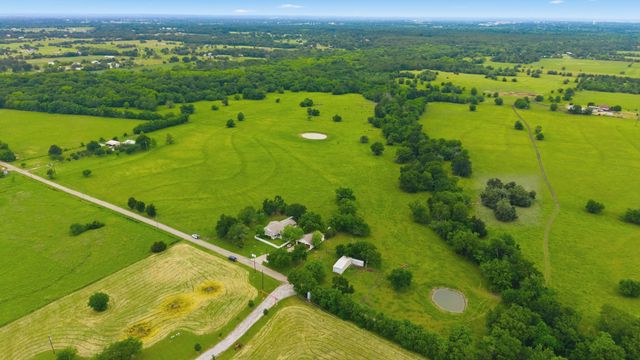 7635 County Road 4209, Campbell, TX 75422